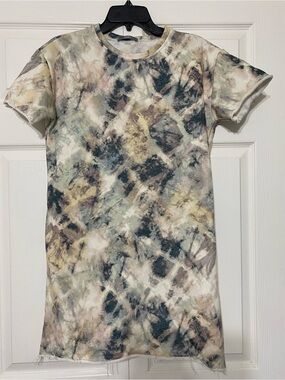 Tart collection Elleena dress in a fog tie-dye pattern size Small